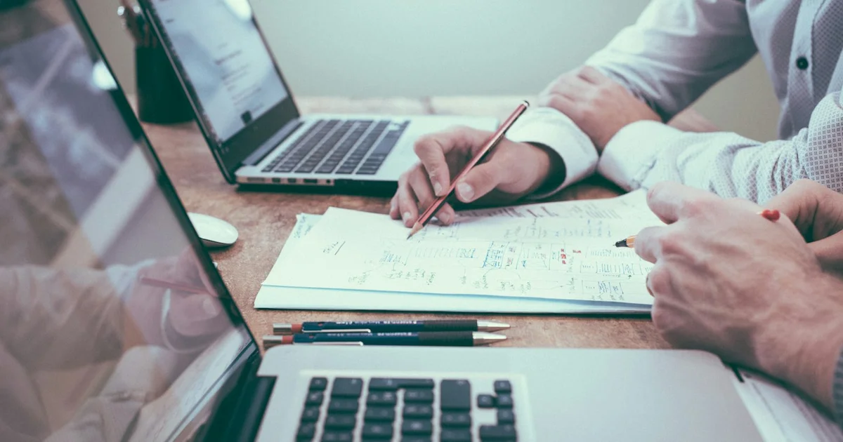 AH88 editorial fact-checking guidelines, research integrity standards, and review rubrics